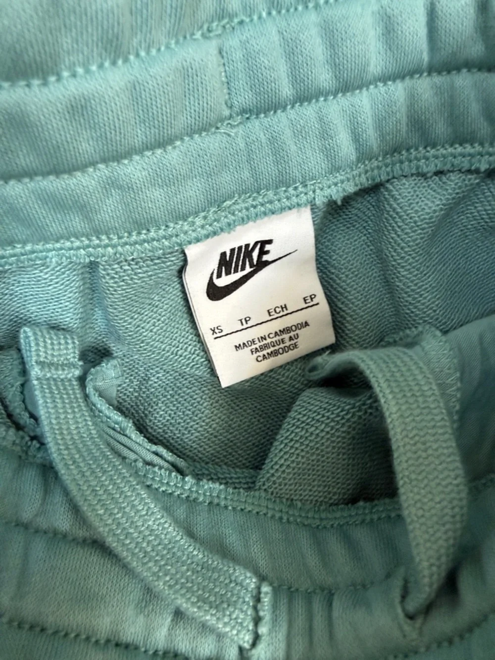 Nike Teal Green Kids' Skirt & Sweashirt with White Logo - Picture 4 of 4